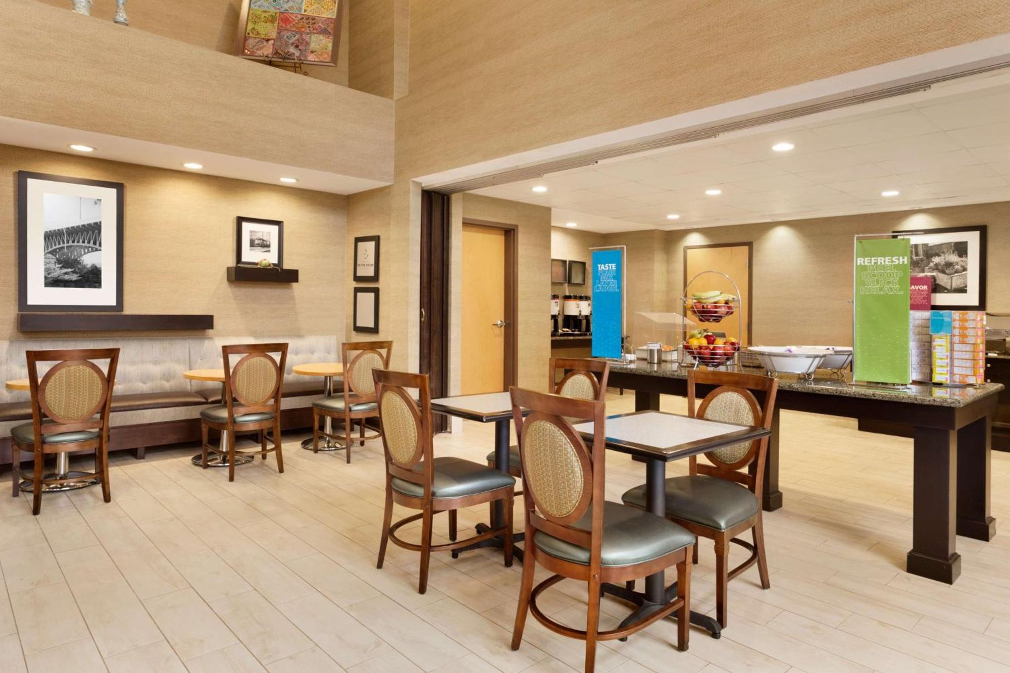 Hampton Inn & Suites Birmingham Airport Area Irondale Exterior foto